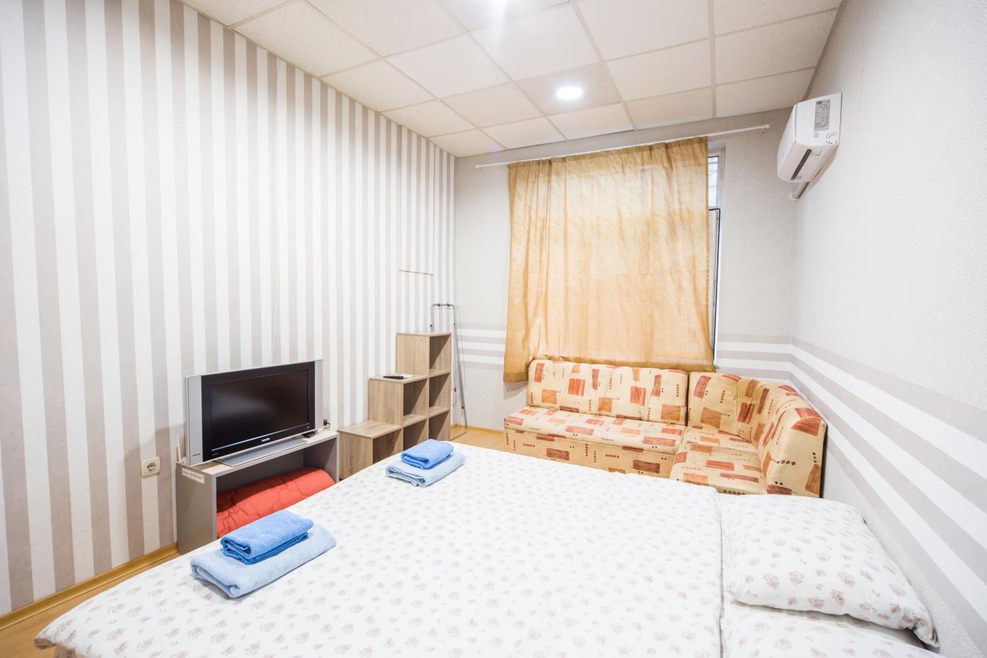 Downtown - Compact Low Cost Flat - 1St Floor Burgas Esterno foto
